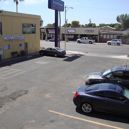 Townhouse Inn And Suites Brawley Exterior foto